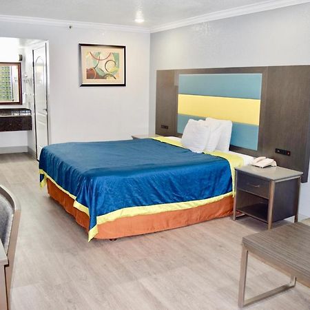 Budget Inn La Puente Εξωτερικό φωτογραφία