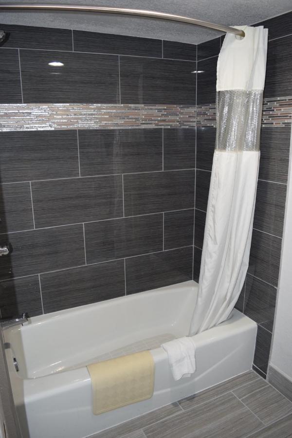 Budget Inn La Puente Εξωτερικό φωτογραφία