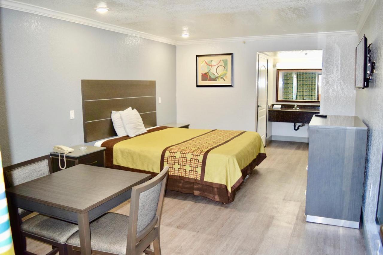 Budget Inn La Puente Εξωτερικό φωτογραφία