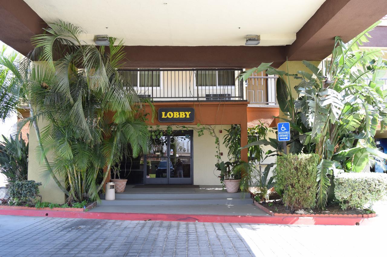 Budget Inn La Puente Εξωτερικό φωτογραφία