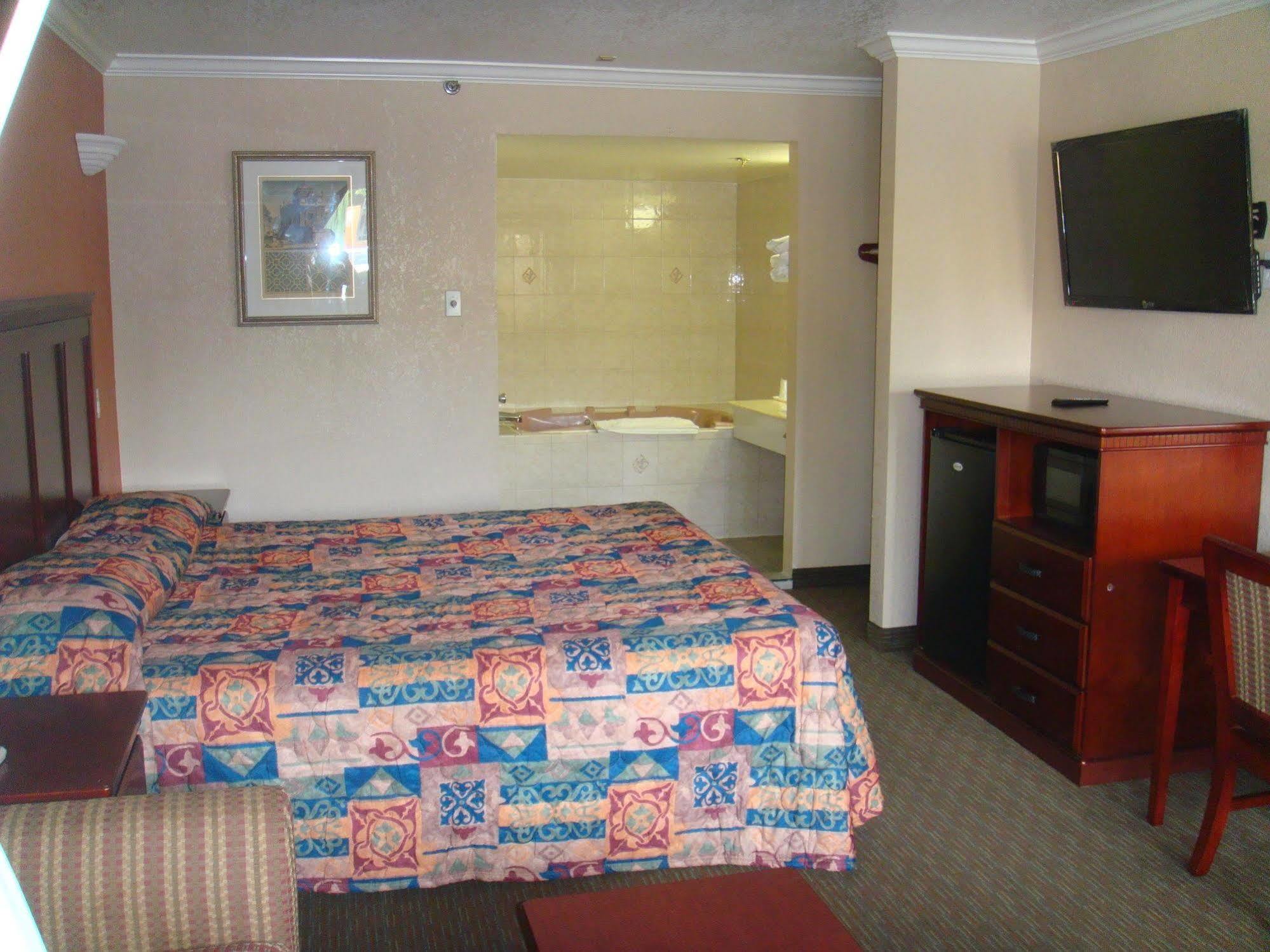 Budget Inn La Puente Εξωτερικό φωτογραφία
